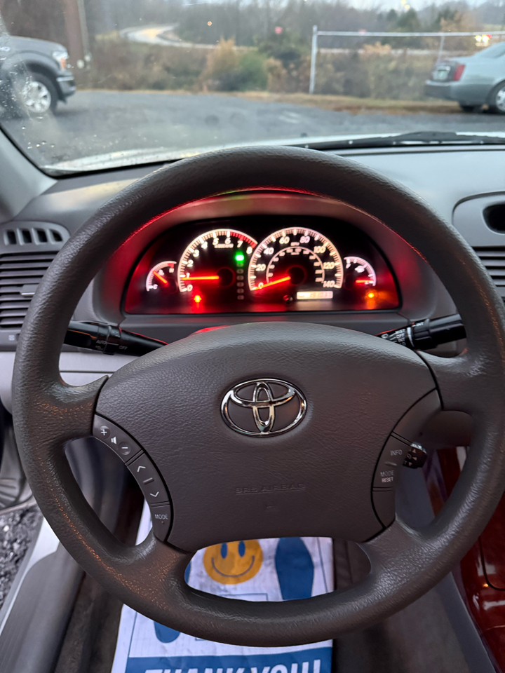 Toyota Camry Standard 2006