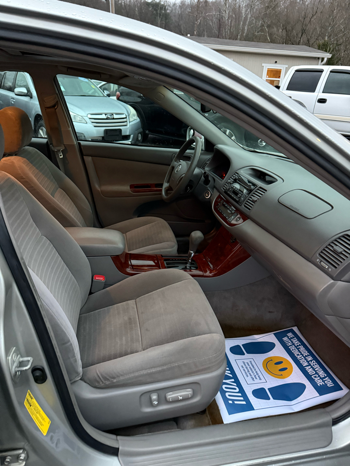 Toyota Camry Standard 2006