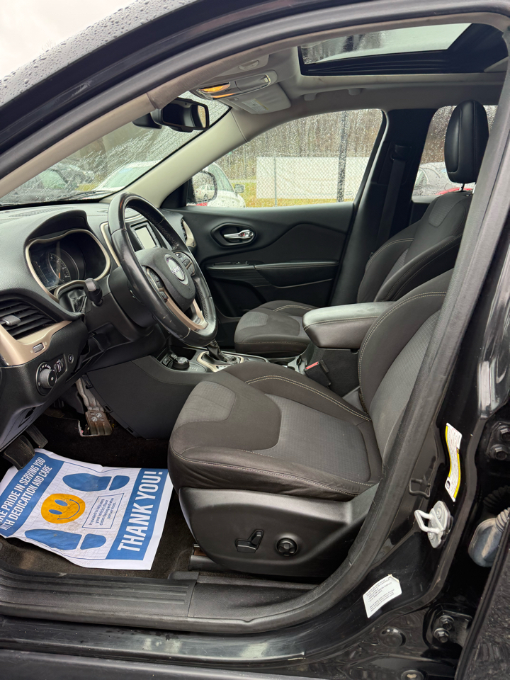 Jeep Cherokee Latitude 4WD 2015