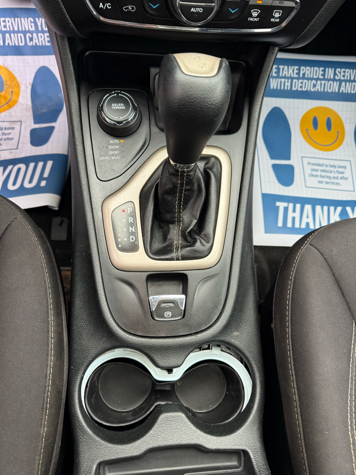 Jeep Cherokee Latitude 4WD 2015