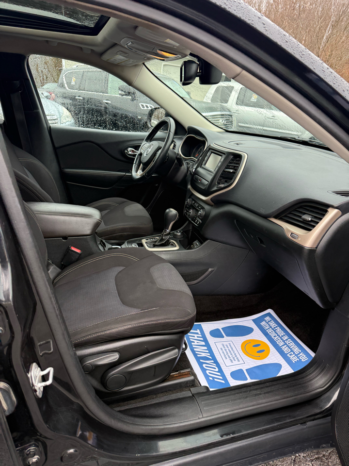 Jeep Cherokee Latitude 4WD 2015