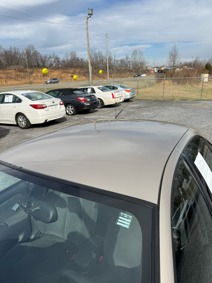 Chevrolet Cavalier LS Sedan 2004
