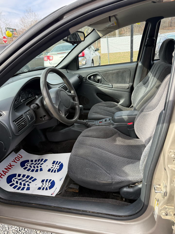 Chevrolet Cavalier LS Sedan 2004