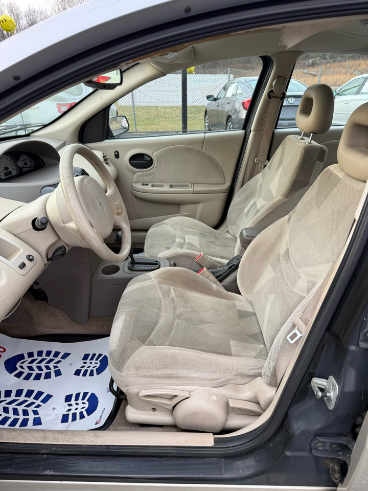 Saturn ION Sedan 3 2003