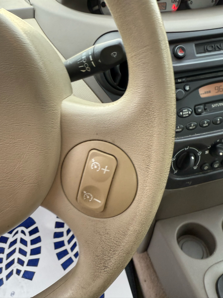 Saturn ION Sedan 3 2003