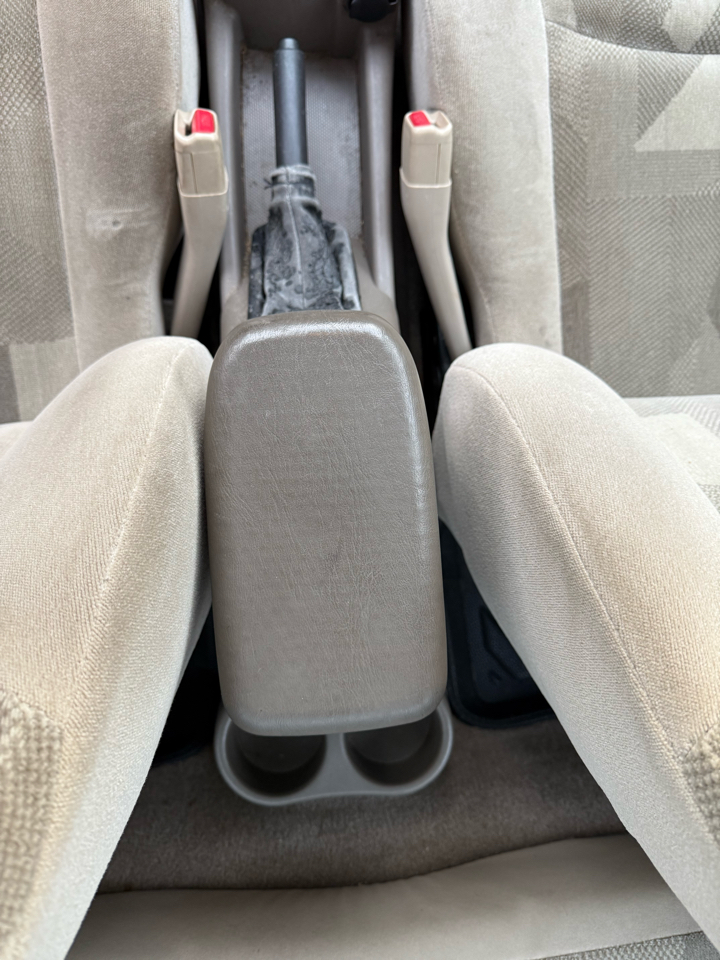 Saturn ION Sedan 3 2003