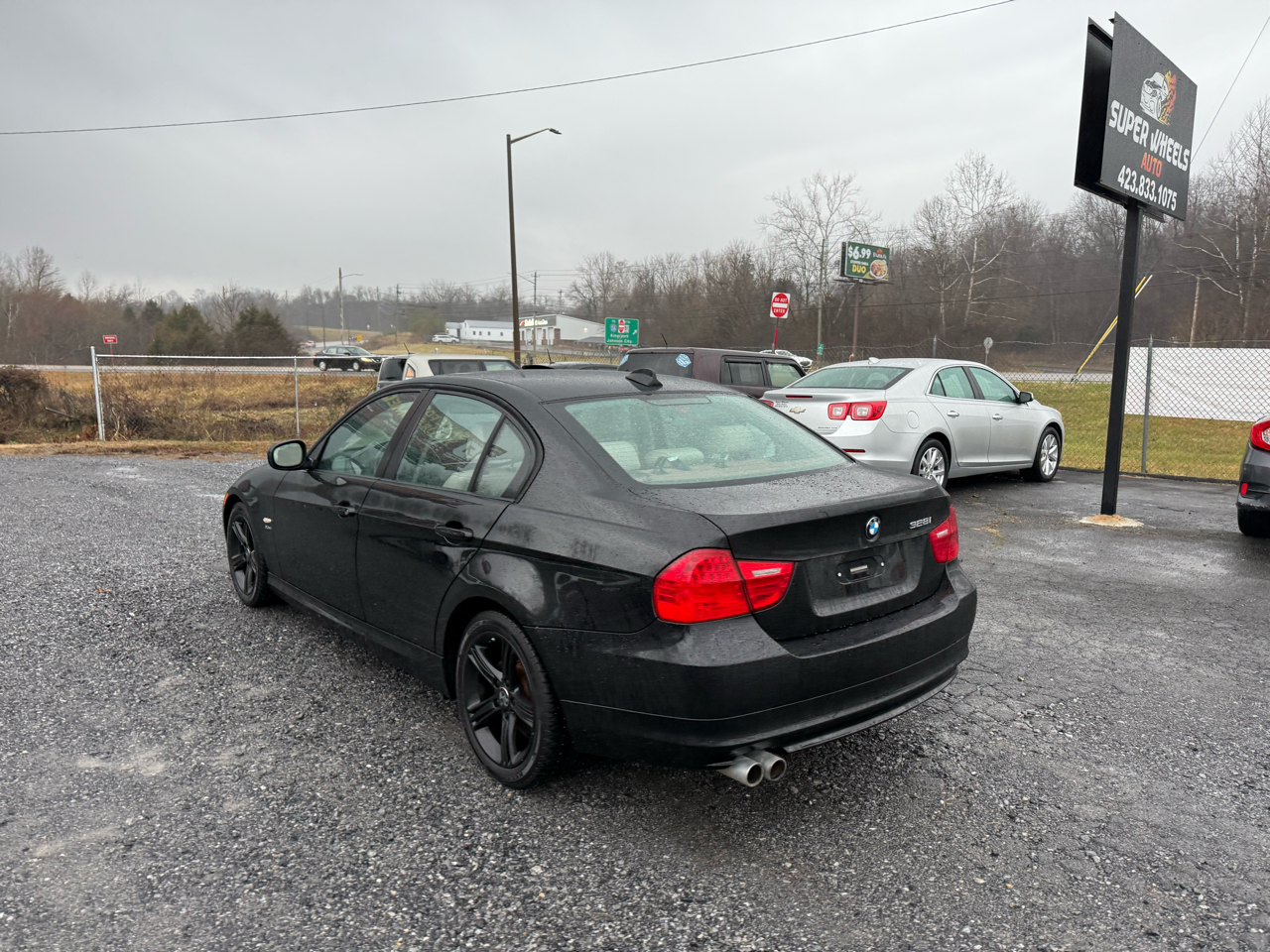 BMW 3-Series 328xi 2009