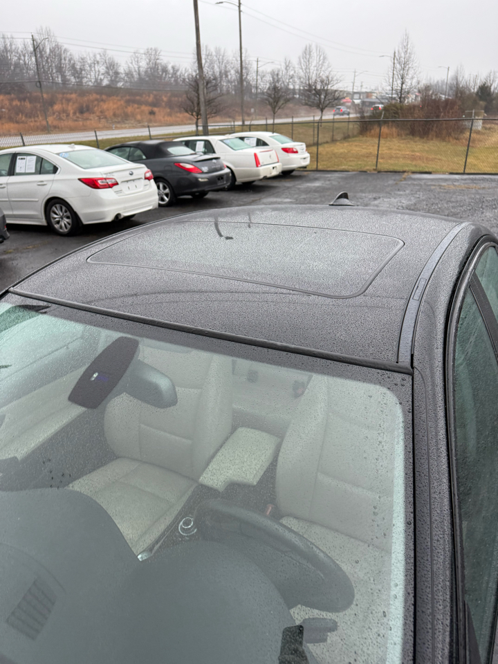 BMW 3-Series 328xi 2009