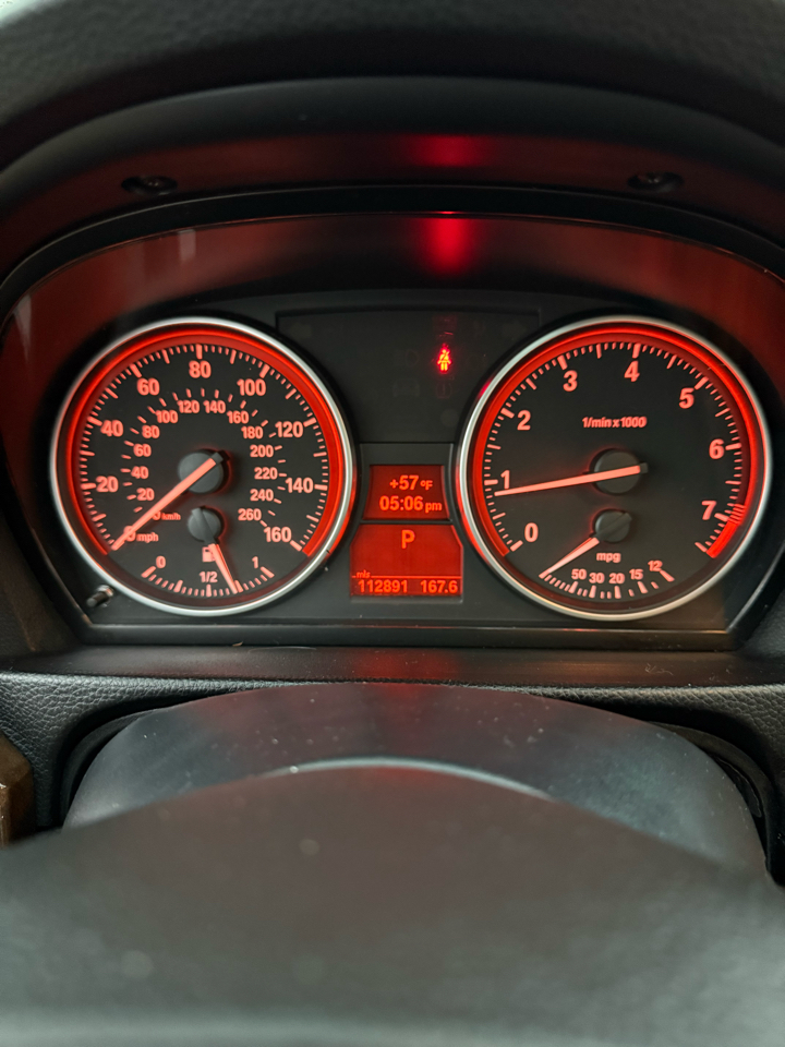 BMW 3-Series 328xi 2009