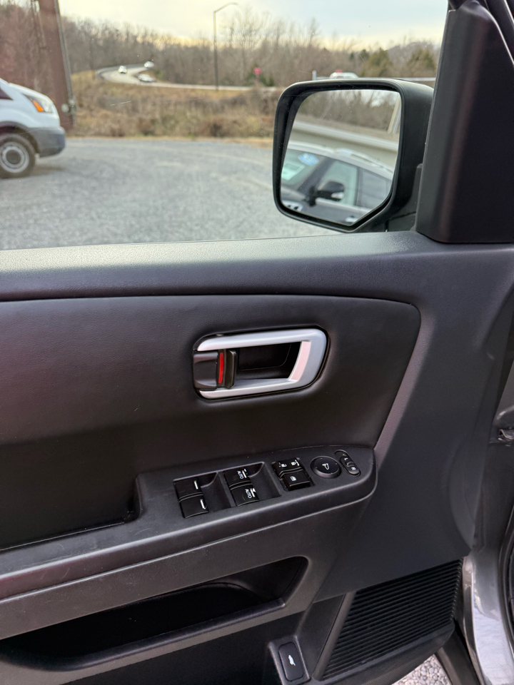 Honda Pilot EX-L 4WD 5-Spd AT with DVD 2012