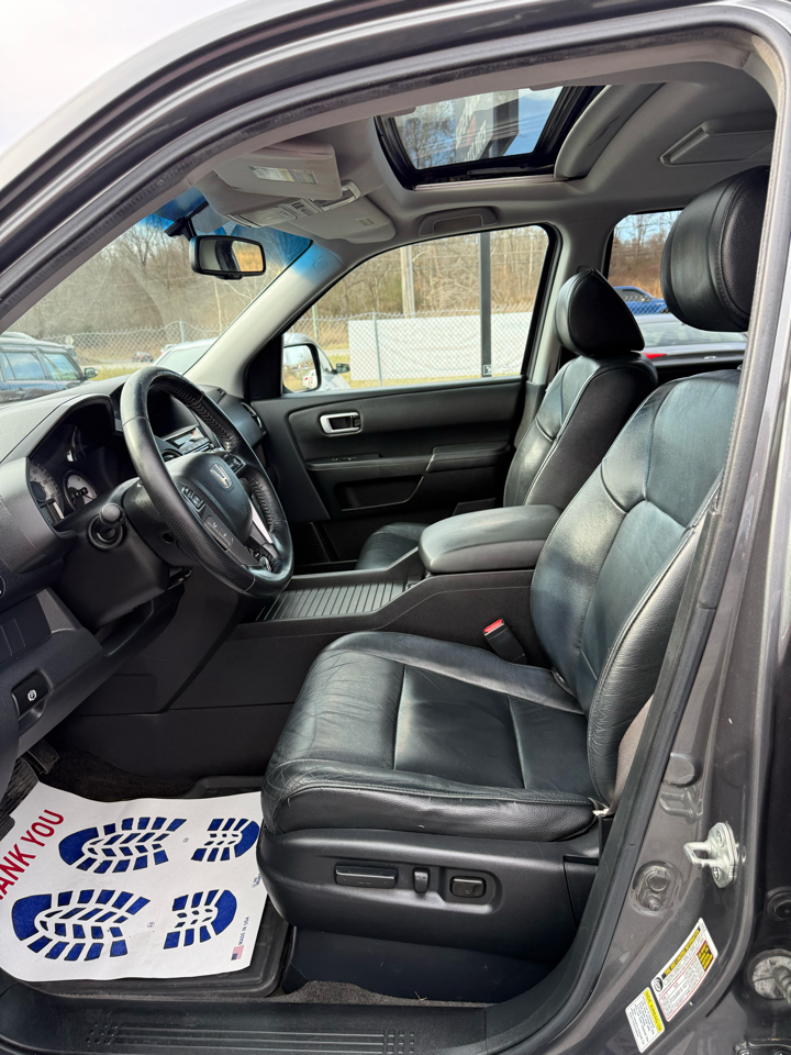 Honda Pilot EX-L 4WD 5-Spd AT with DVD 2012