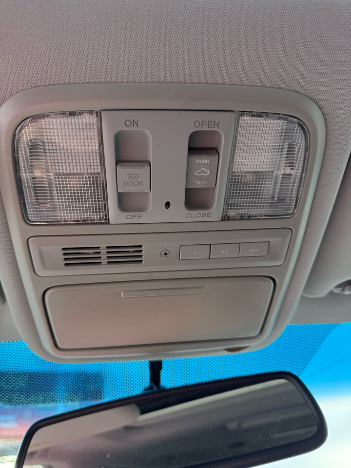 Honda Pilot EX-L 4WD 5-Spd AT with DVD 2012