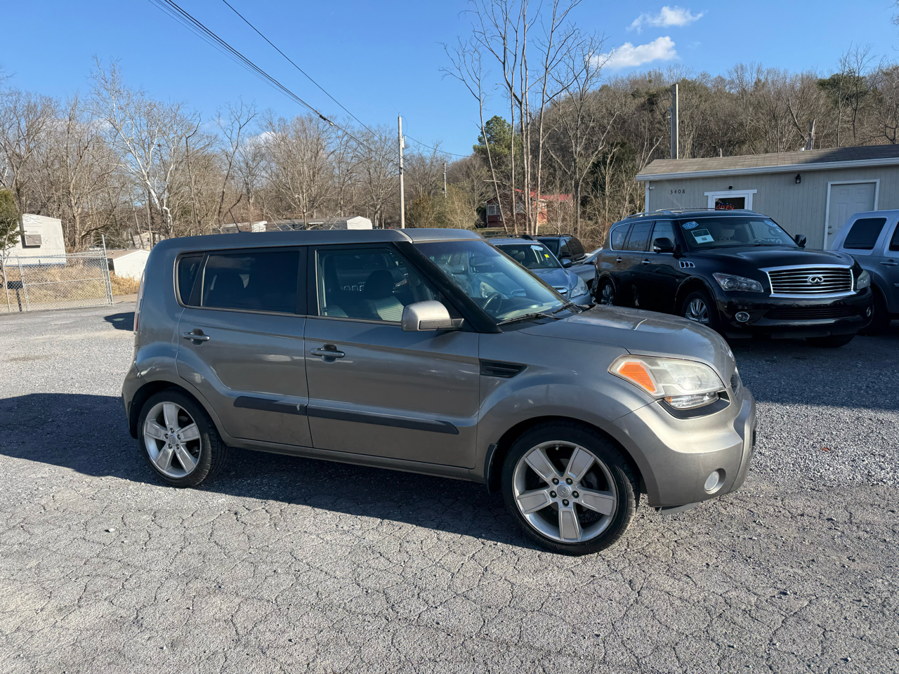 Kia Soul + 2011