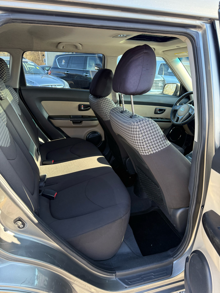 Kia Soul + 2011