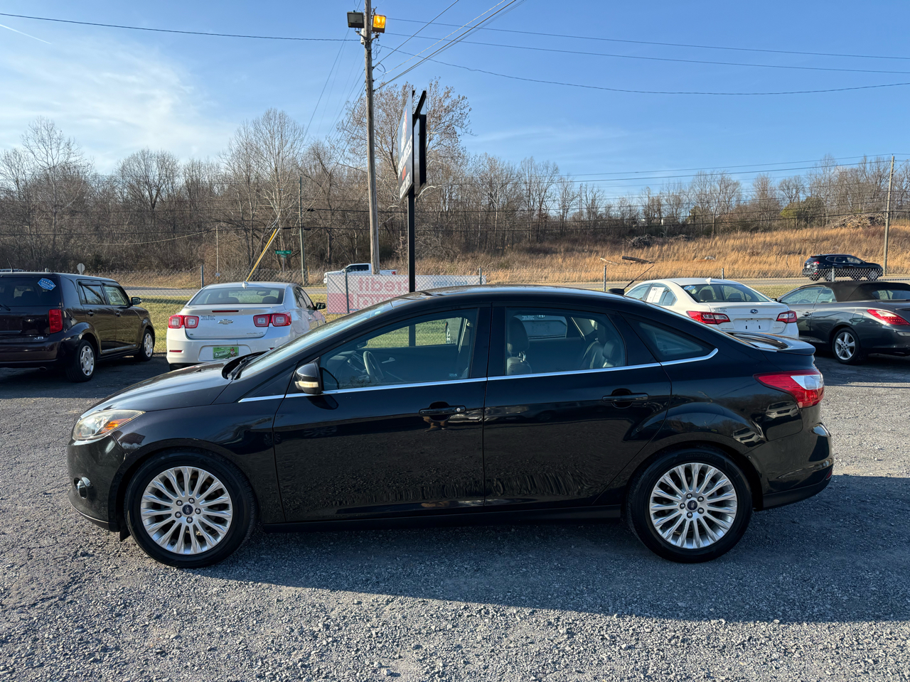Ford Focus Titanium Sedan 2012