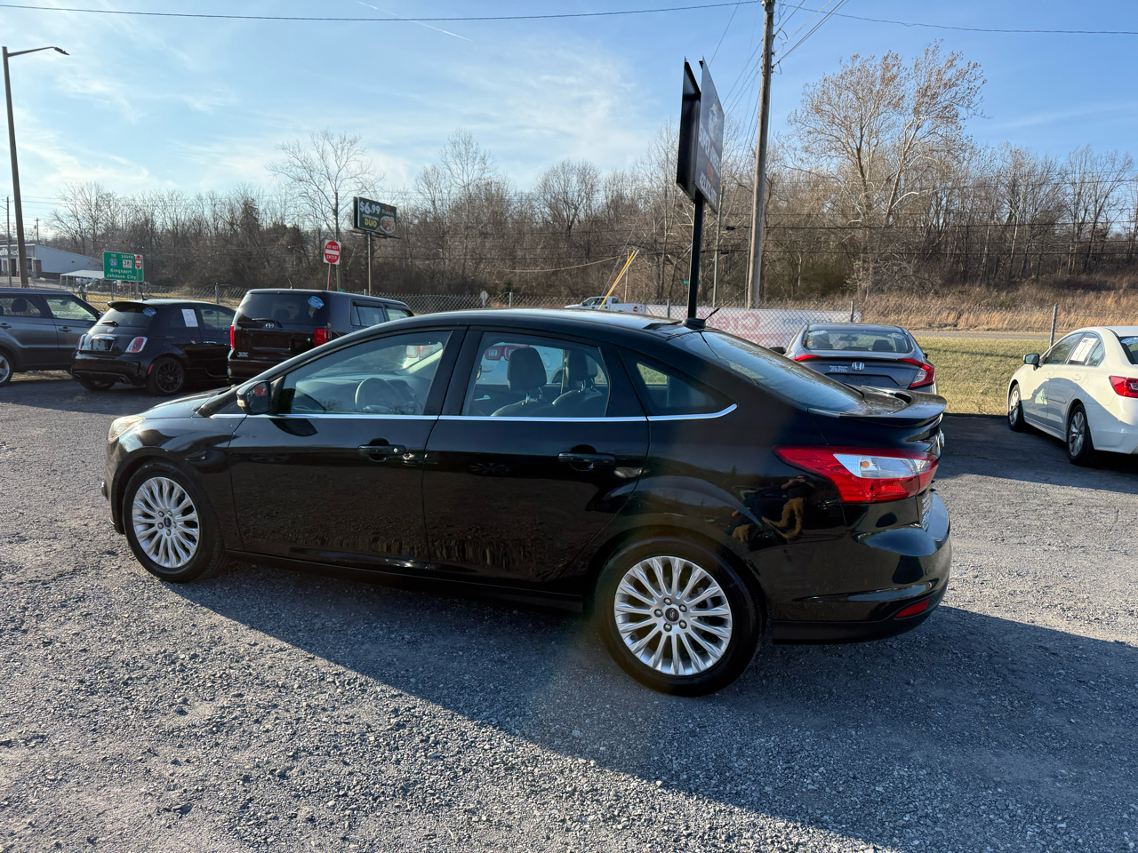Ford Focus Titanium Sedan 2012