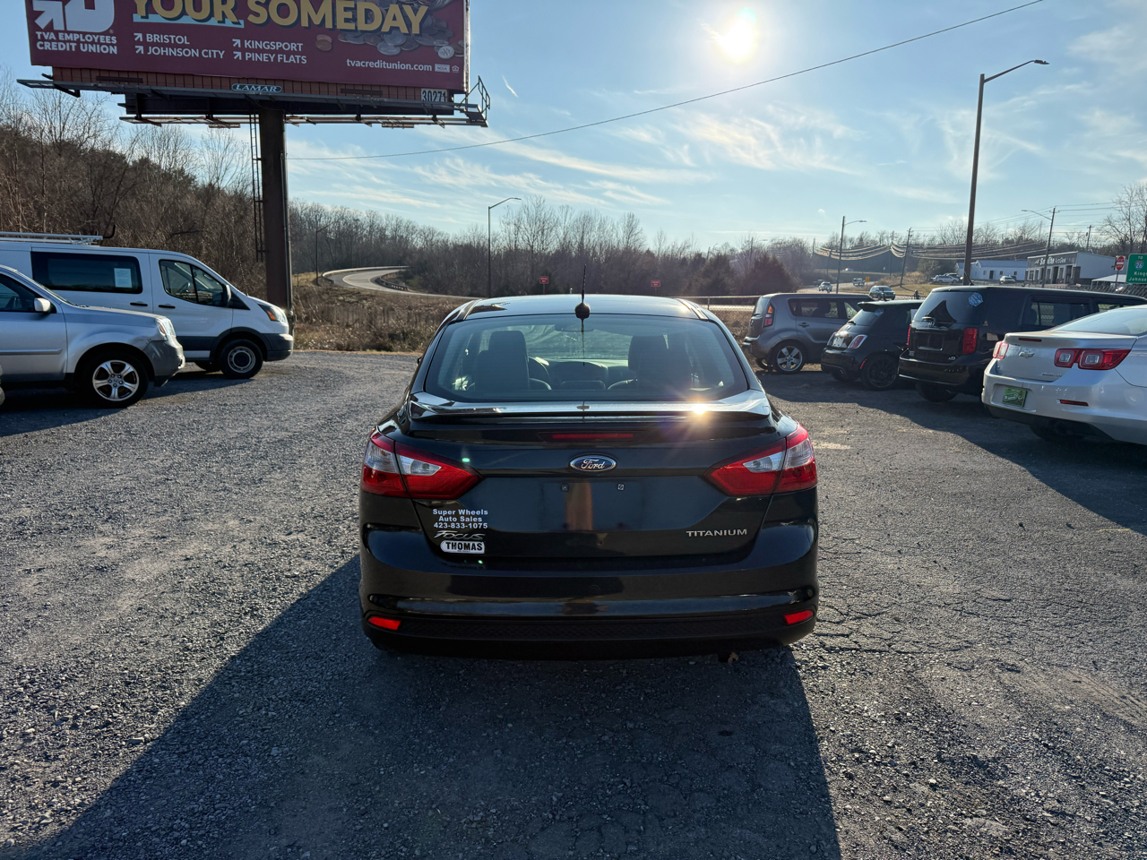 Ford Focus Titanium Sedan 2012