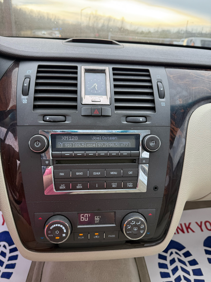 Cadillac DTS Luxury II 2008