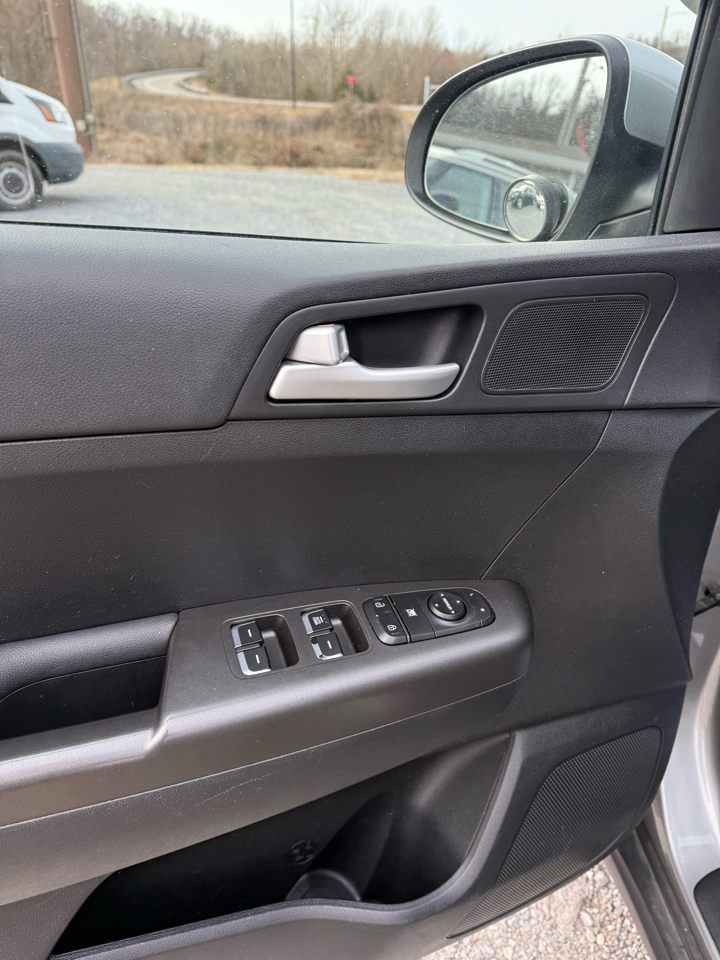 Kia Sportage LX FWD 2019