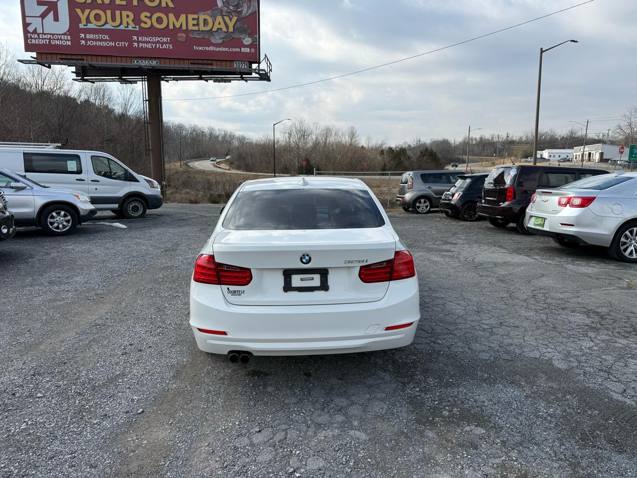 BMW 3-Series 328i Sedan 2013