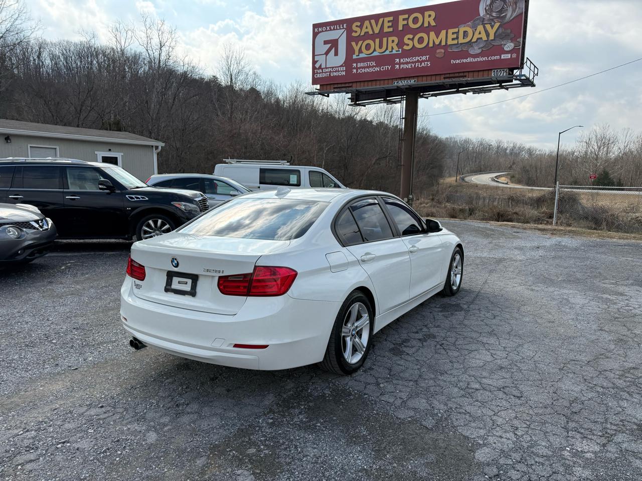 BMW 3-Series 328i Sedan 2013