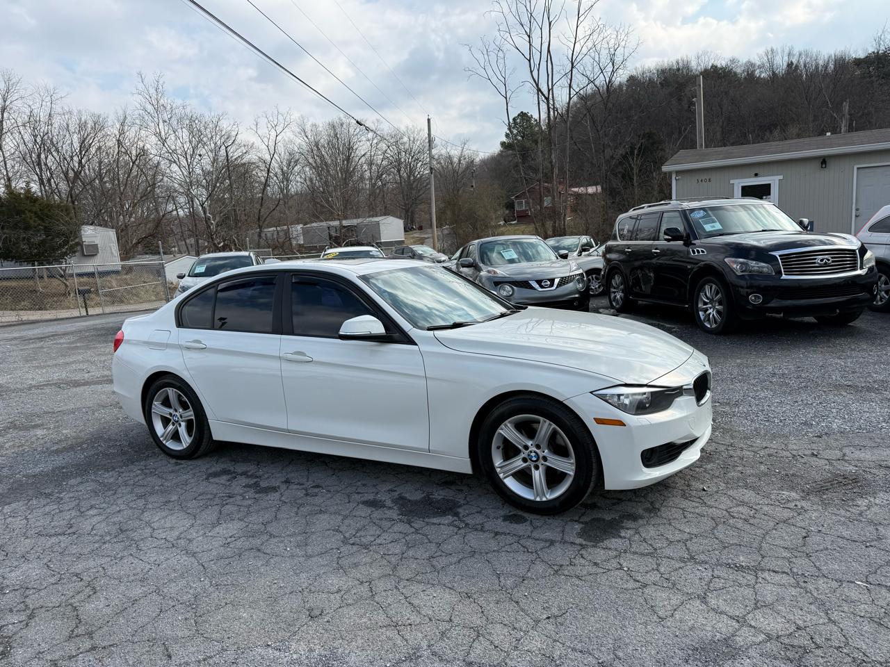 BMW 3-Series 328i Sedan 2013