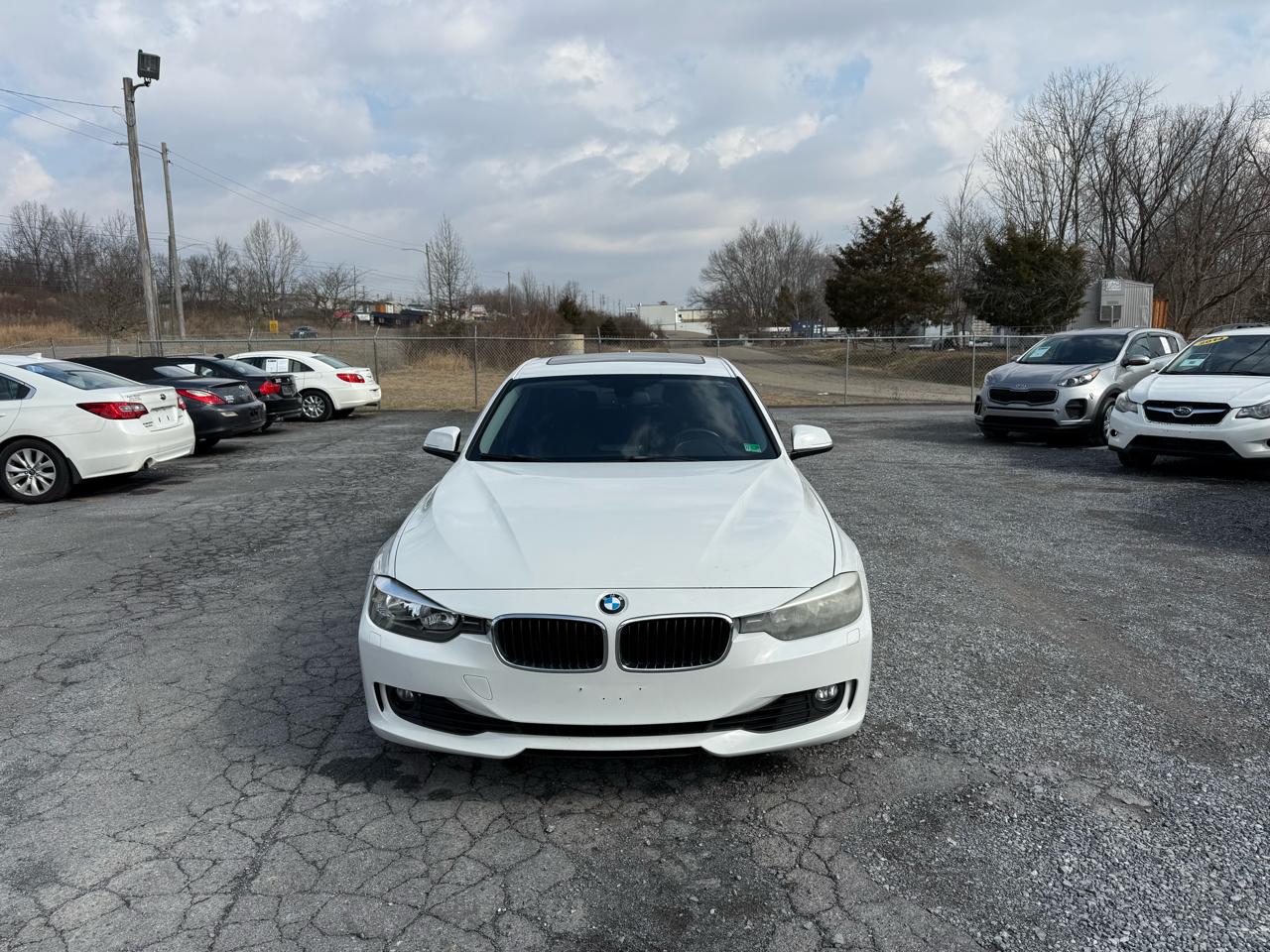 BMW 3-Series 328i Sedan 2013