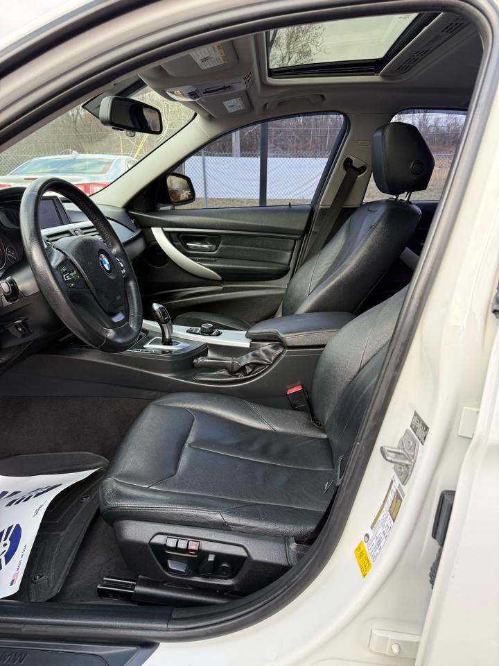 BMW 3-Series 328i Sedan 2013