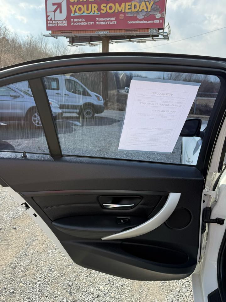 BMW 3-Series 328i Sedan 2013