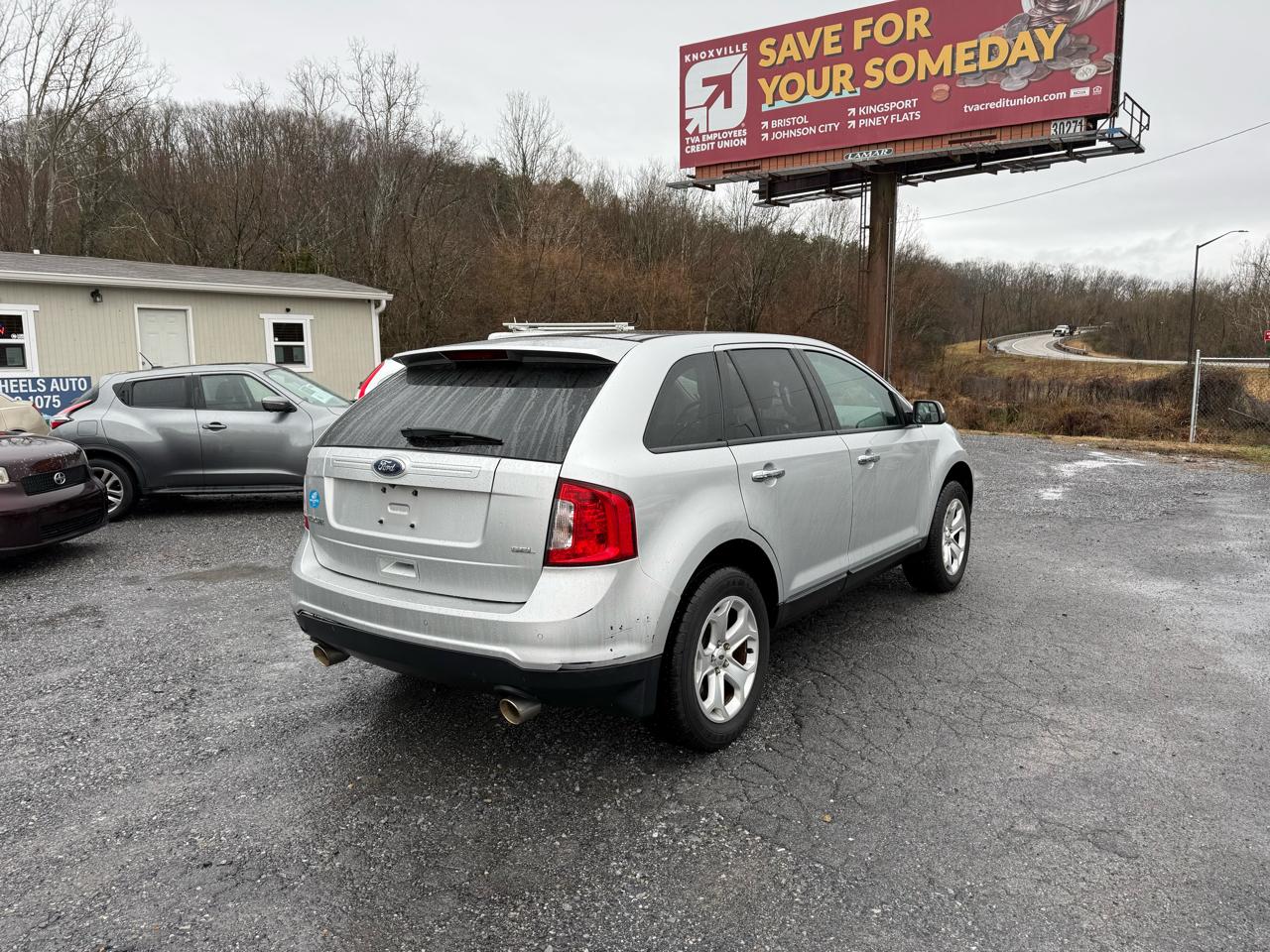 Ford Edge SEL FWD 2011