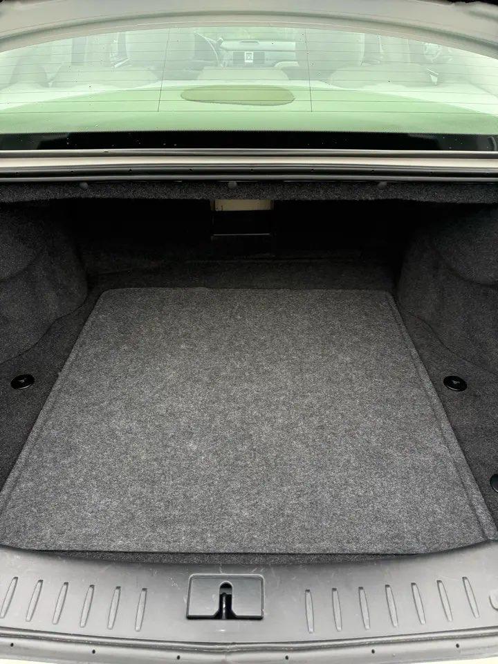 Cadillac DTS Luxury 2010