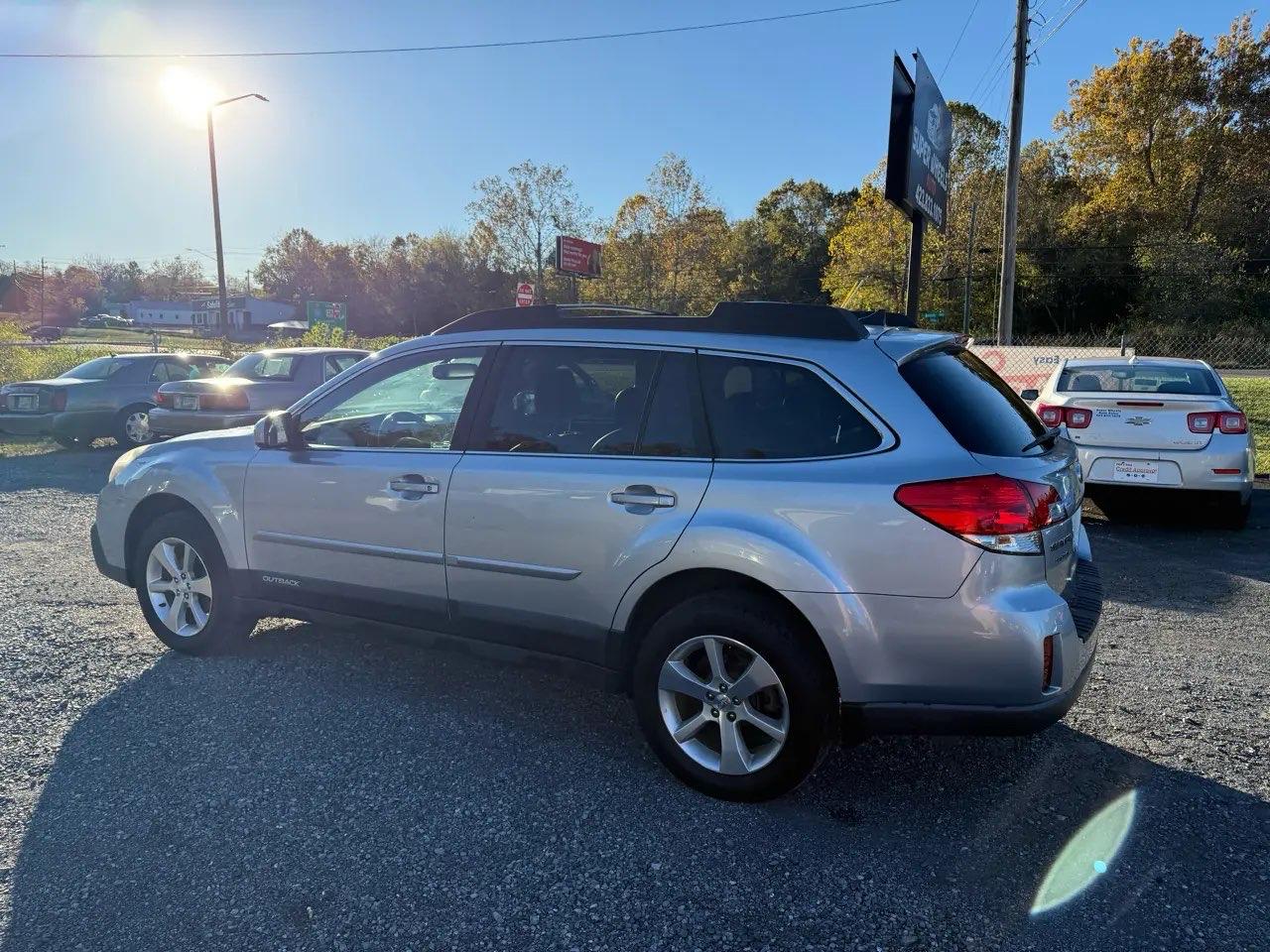 Subaru Outback 2.5i Limited 2014