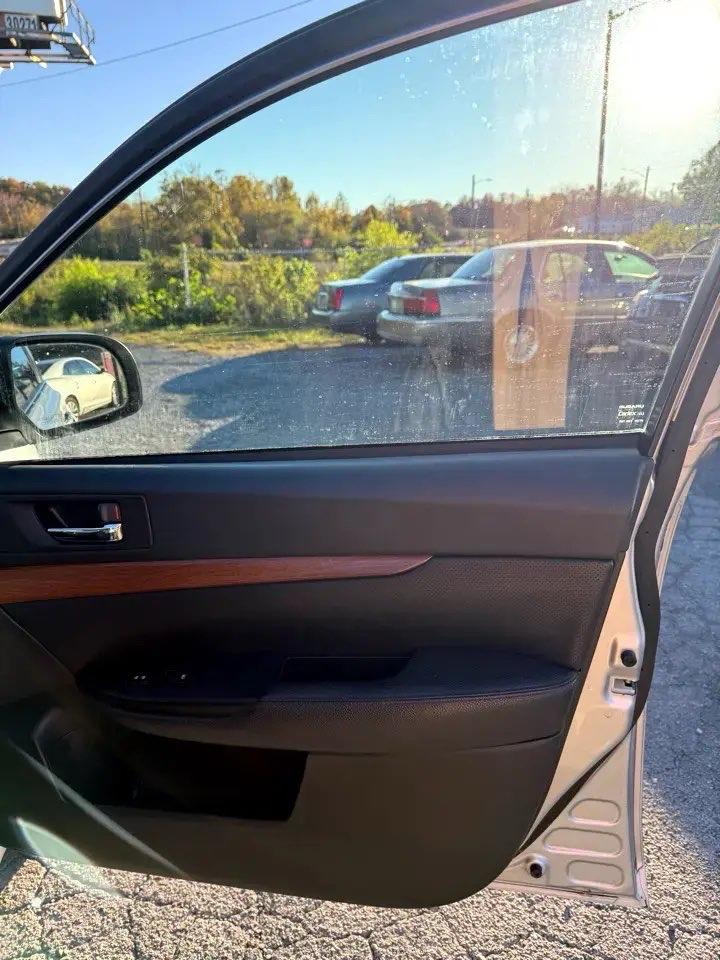 Subaru Outback 2.5i Limited 2014