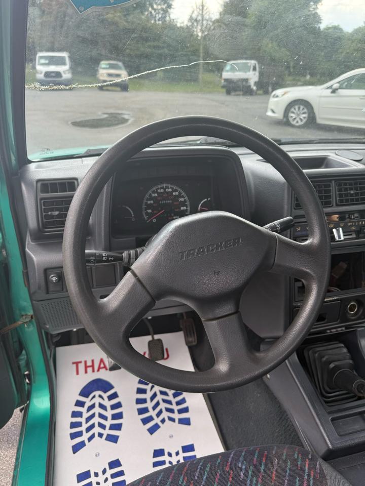 Geo Tracker Convertible 2WD 1994