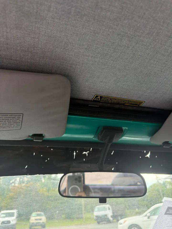 Geo Tracker Convertible 2WD 1994