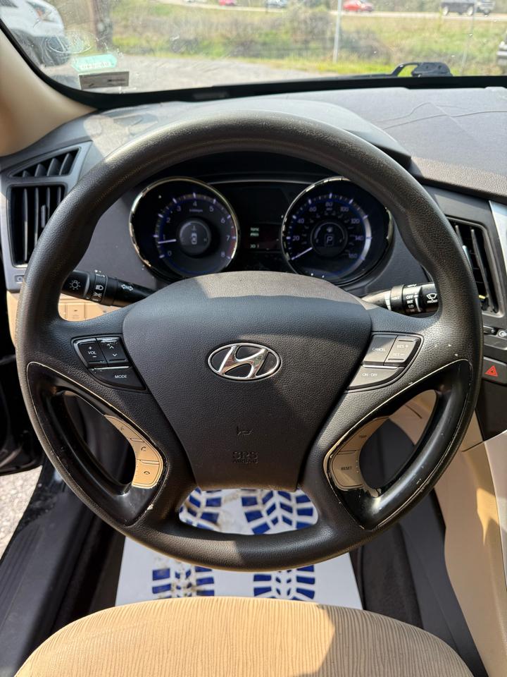 Hyundai Sonata GLS 2013