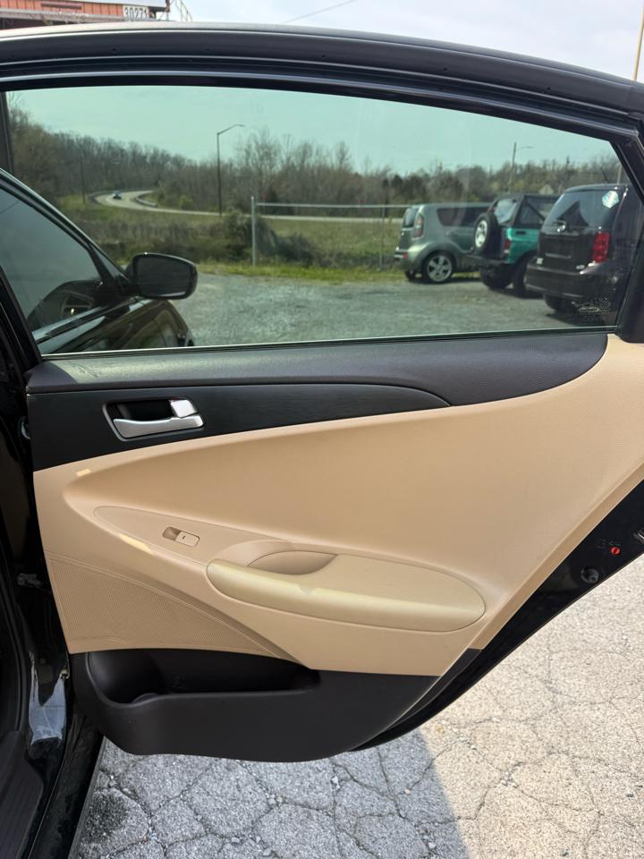 Hyundai Sonata GLS 2013