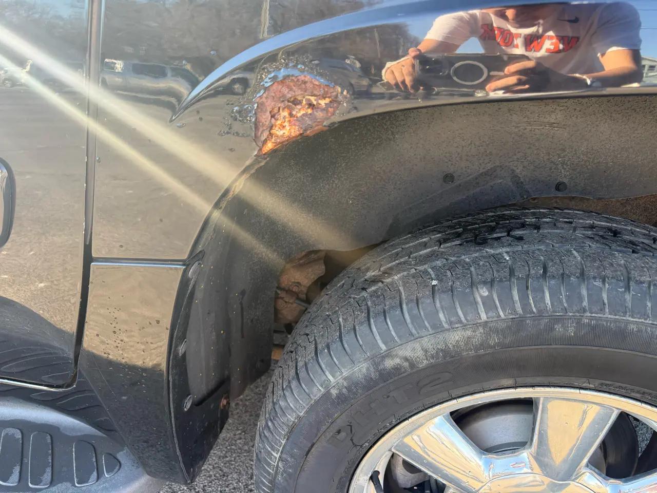 GMC Envoy XL SLE 4WD 2004