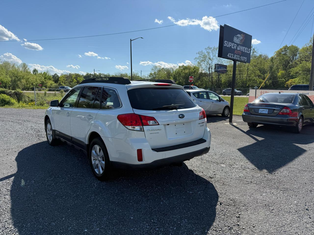 Subaru Outback 2.5i Premium 2011