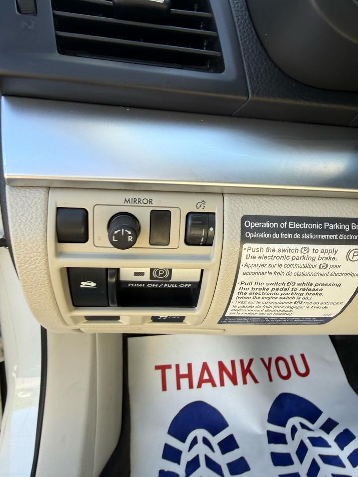 Subaru Outback 2.5i Premium 2011