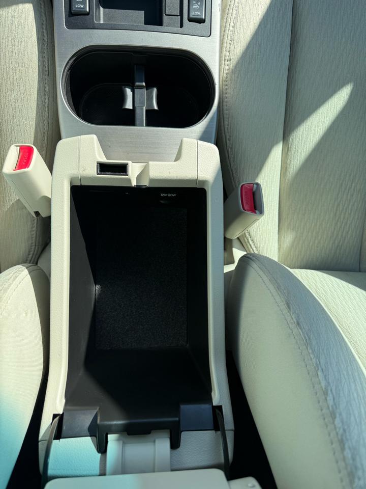 Subaru Outback 2.5i Premium 2011