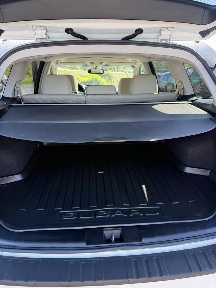 Subaru Outback 2.5i Premium 2011