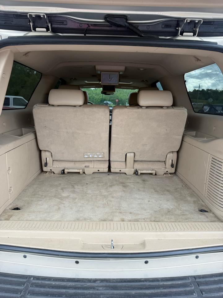 GMC Yukon XL SLT-1 1/2 Ton 4WD 2012