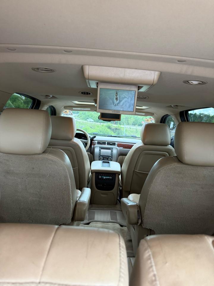 GMC Yukon XL SLT-1 1/2 Ton 4WD 2012