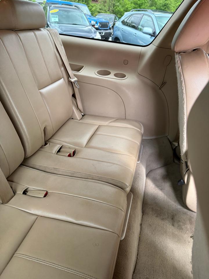 GMC Yukon XL SLT-1 1/2 Ton 4WD 2012