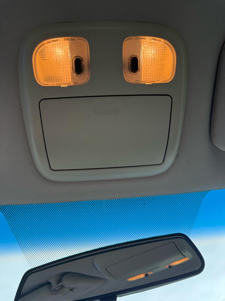 Ford Fusion S 2012
