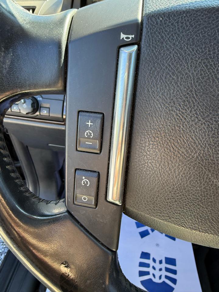 Land Rover LR2 HSE 2011