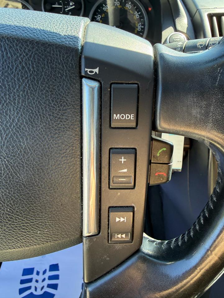 Land Rover LR2 HSE 2011