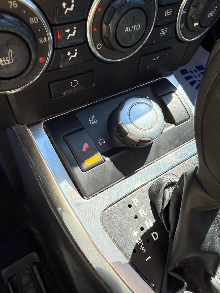 Land Rover LR2 HSE 2011