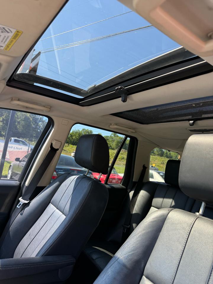 Land Rover LR2 HSE 2011